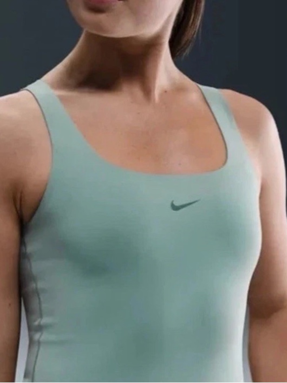 Nike Form Green Stealth Evaporation
Tank Top Shirt Women's NWT perfect size M